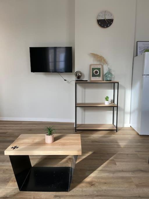Appartement Hypercentre 100% Equipe *Clim* Brive-la-Gaillarde Esterno foto